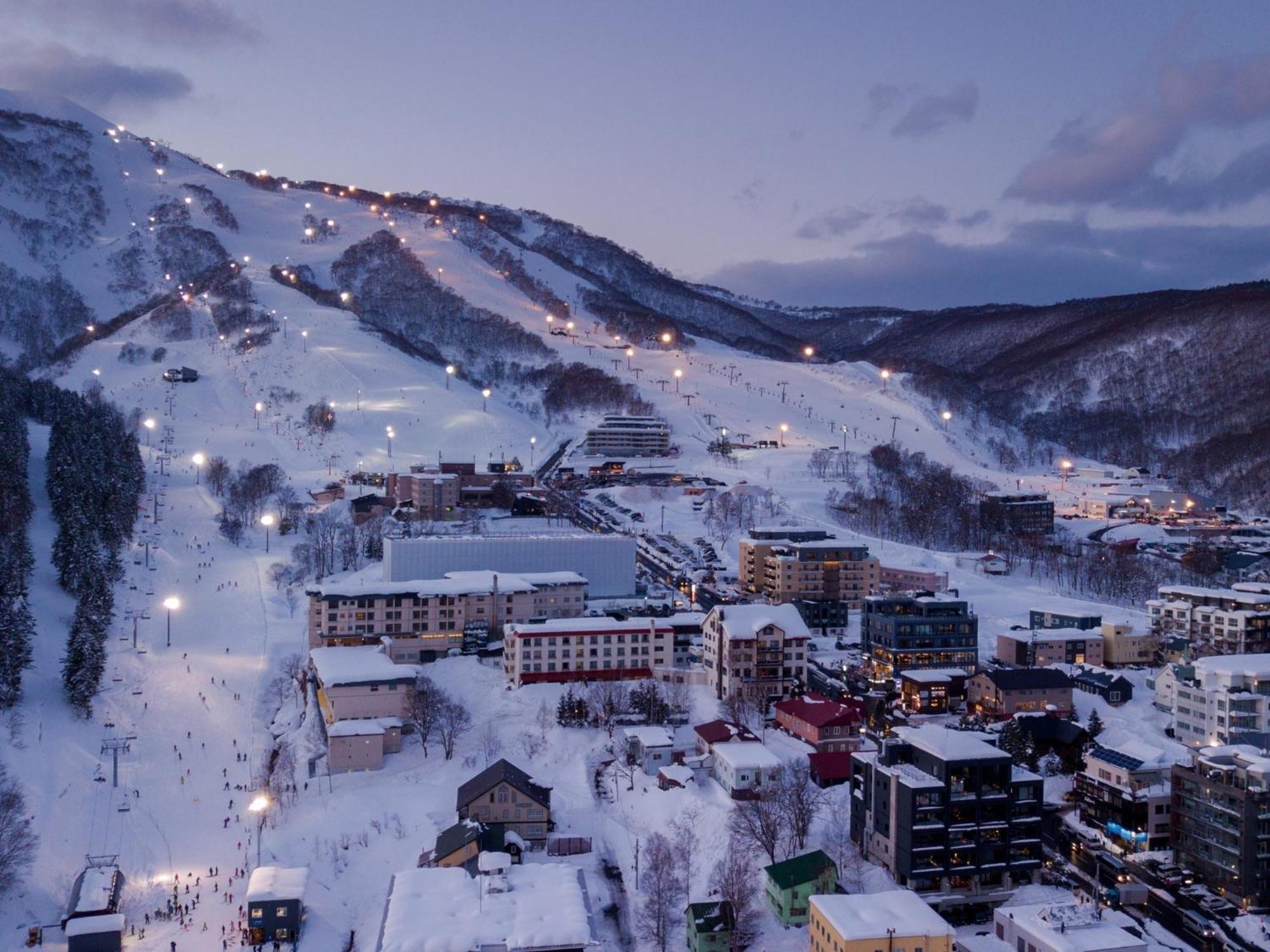 Hotel Cocoa - Vacation Stay 24777V Тойоура Екстер'єр фото
